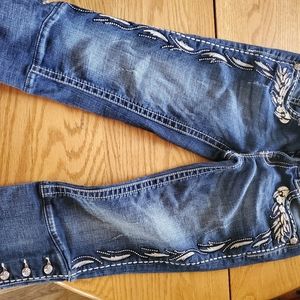 Miss Me Capri Like new size 27